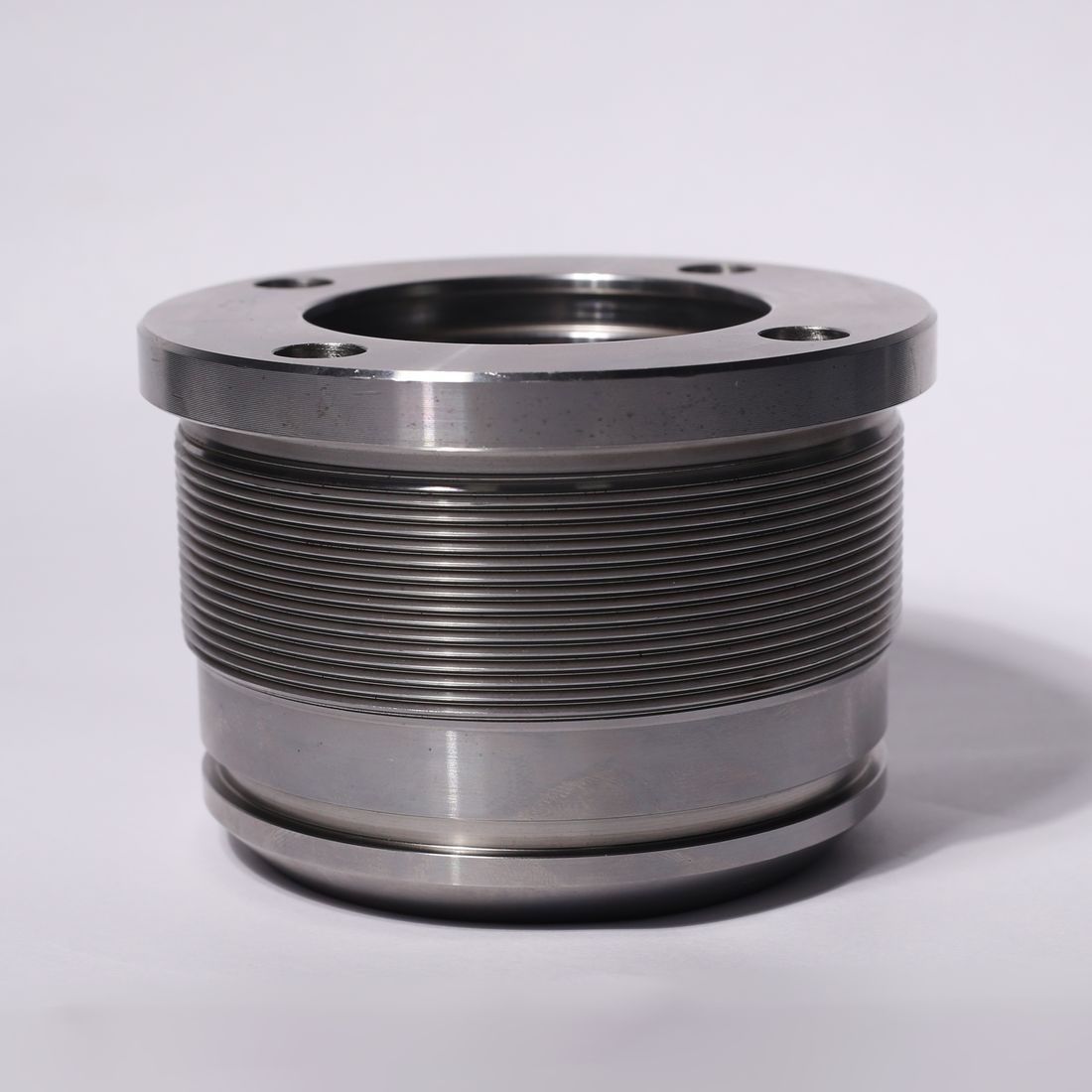 Threaded gland